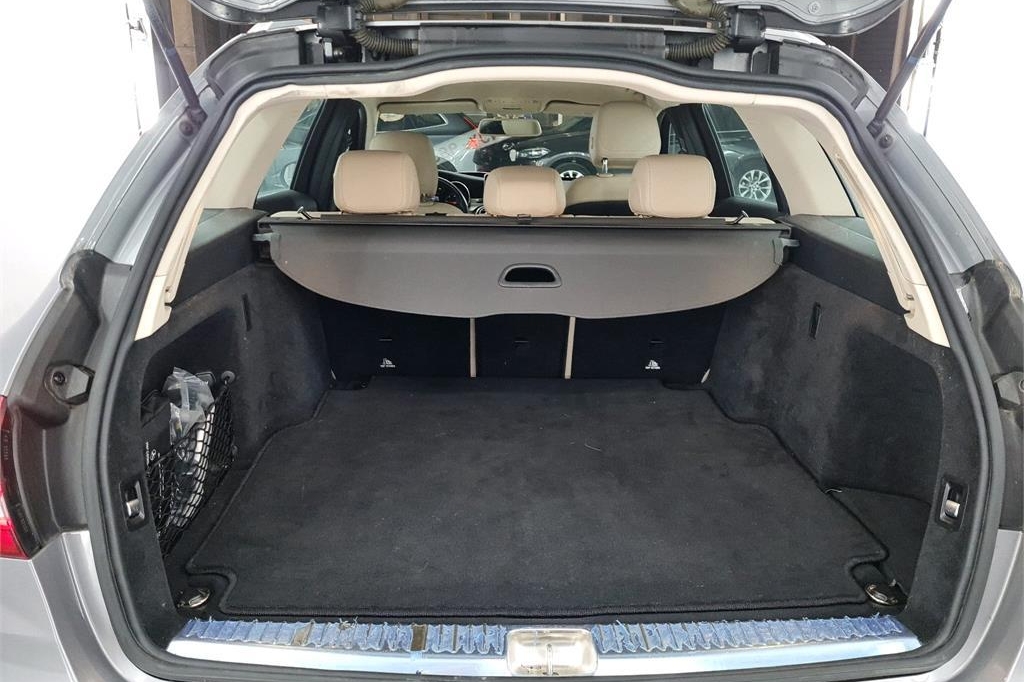 Mercedes-Benz C-Klasse 2016 photo 2