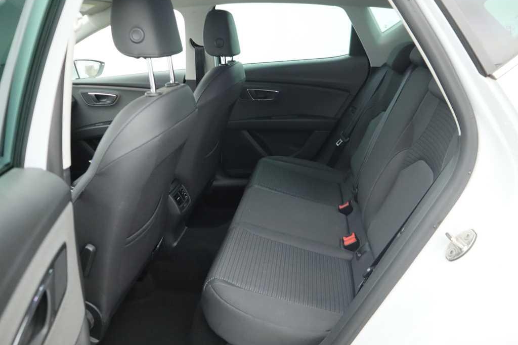 SEAT Leon 2017 photo 6