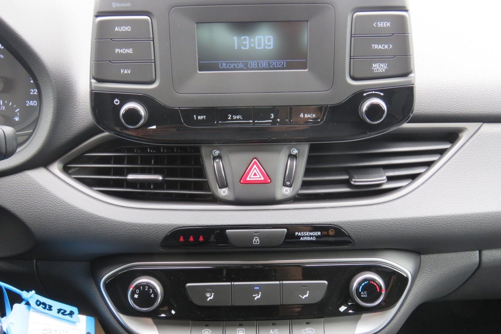 Hyundai i30 Wagon 2021 фото 4