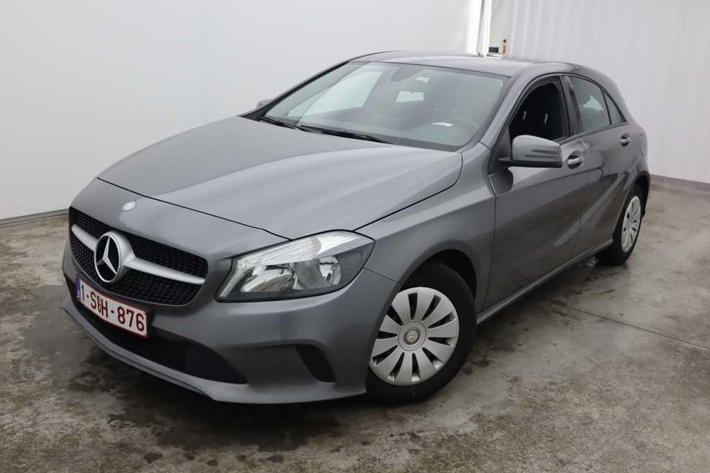 Mercedes-Benz A-Klasse 2017 photo 1