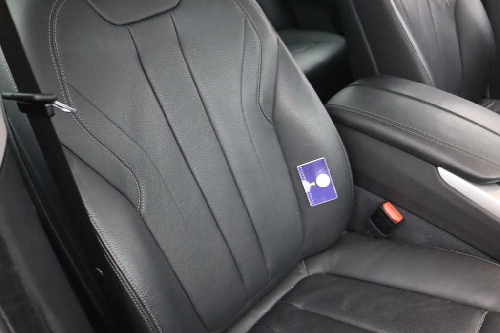 BMW X5 2017 фото 23