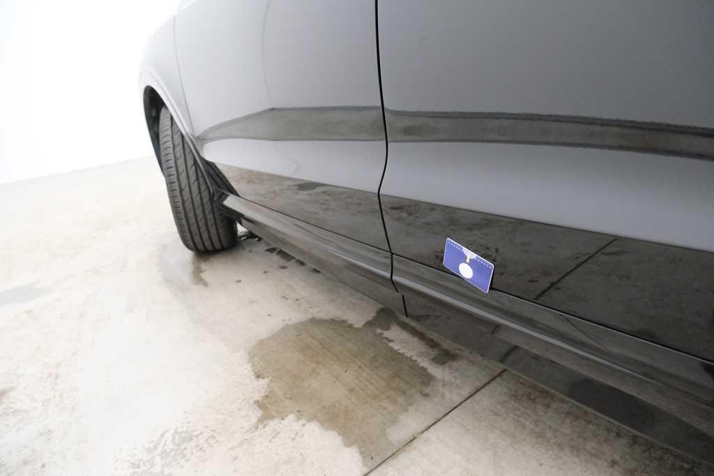 Audi Q3 2017 фото 28