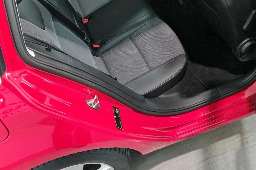 Skoda Octavia Combi 2019 фото 11