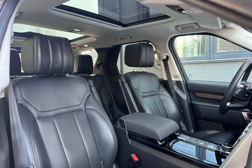 Land Rover Discovery HSE 2017 photo 15