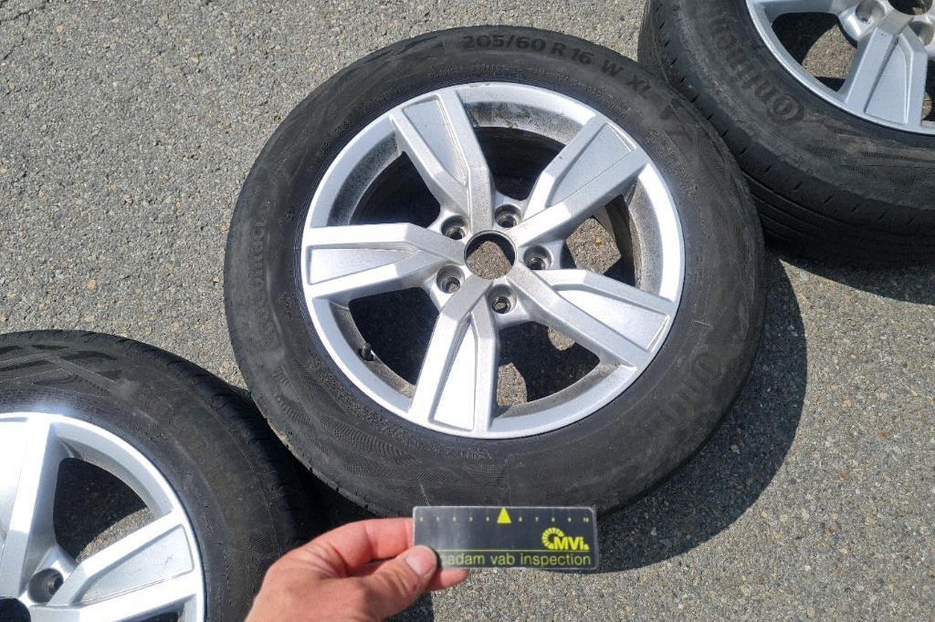 Audi A4 Avant 2018 фото 9