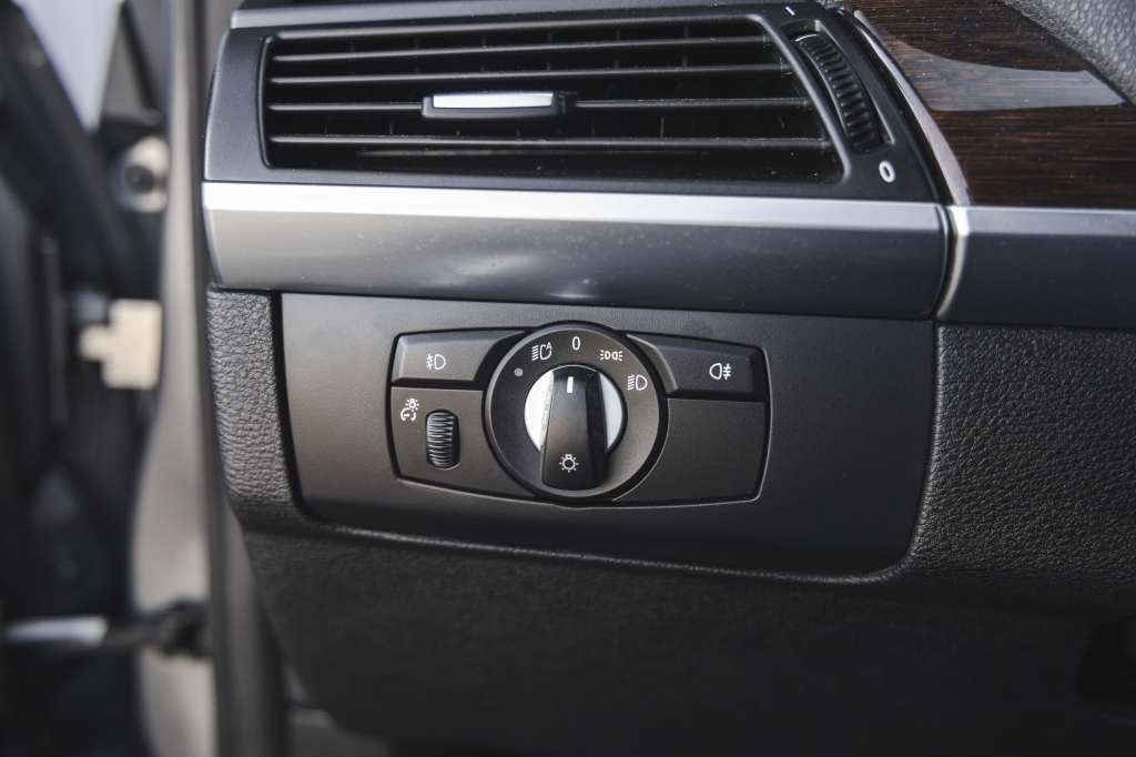 BMW X5 2010 фото BMW X5 2010 фото 15