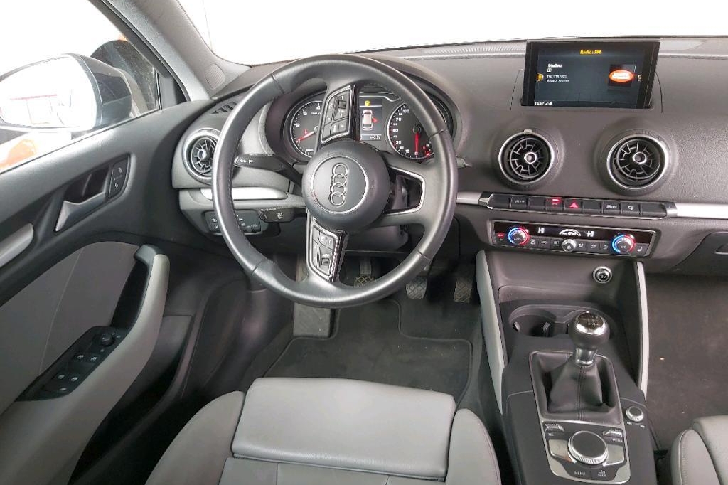 Audi A3 Sportback 2017 photo 2