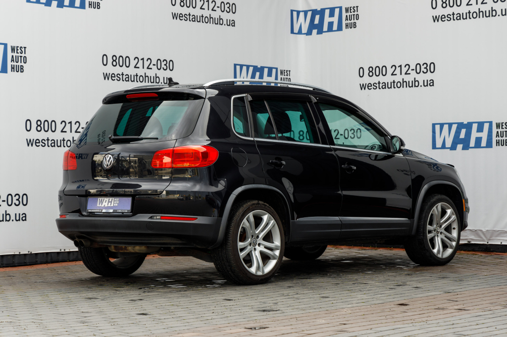 Volkswagen Tiguan S 2012 photo 3
