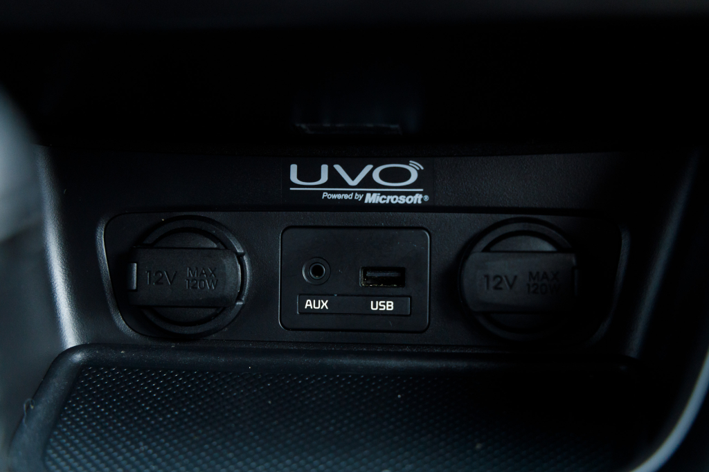 Kia Sorento LX фото 17