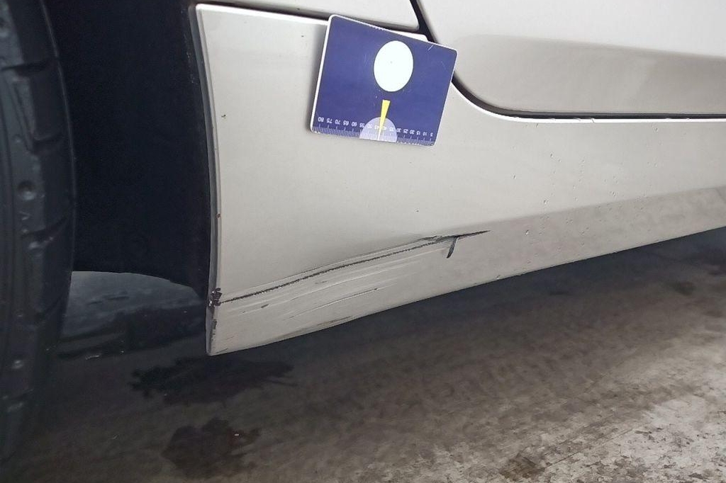 BMW 5 Series 2017 фото 17