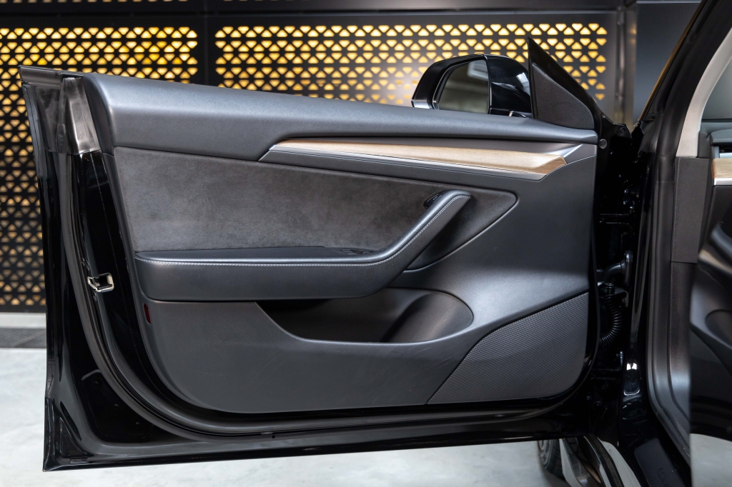 Tesla Model 3 Standard Range Plus 2021 фото 18