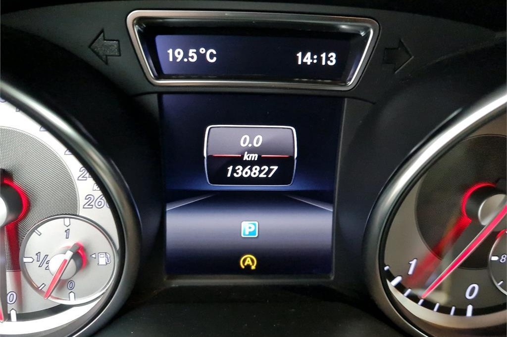 Mercedes-Benz GLA-Class 2014 фото 4