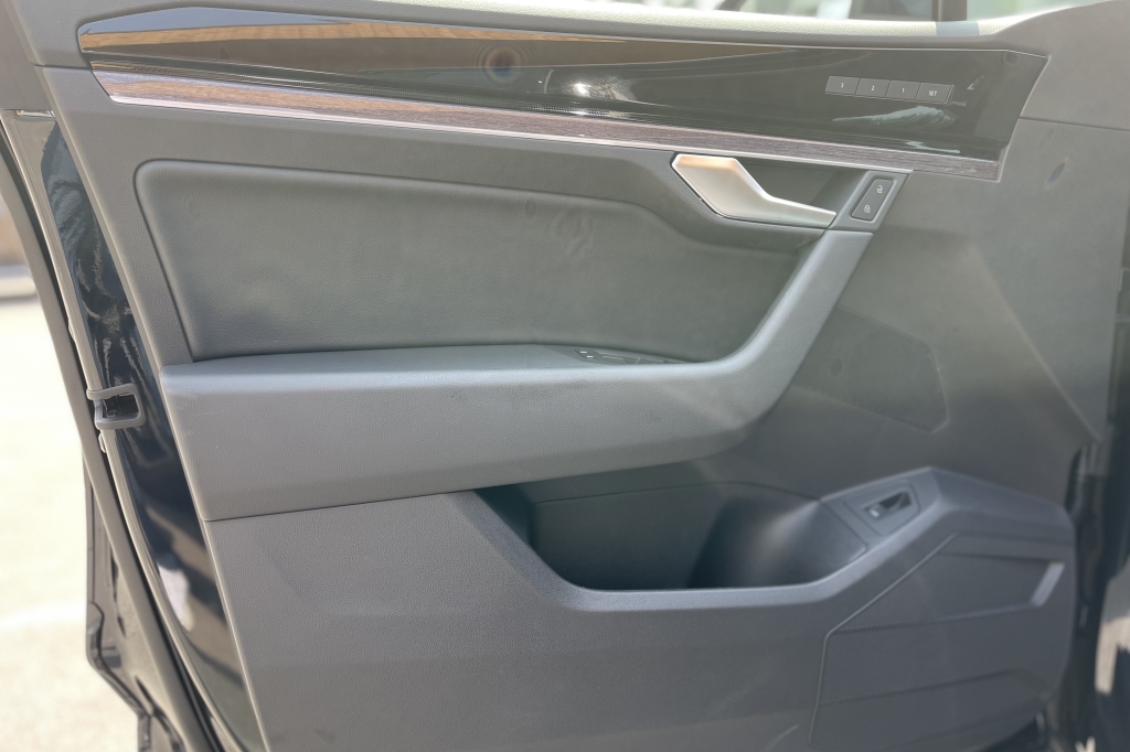 Volkswagen Touareg 2021 photo 6