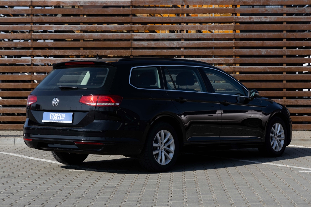 Volkswagen Passat B8 2015 фото Volkswagen Passat B8 2015 фото 6