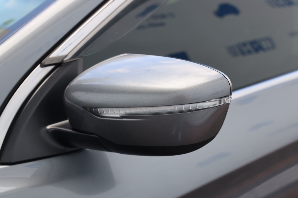 Nissan Qashqai 2014 photo 12