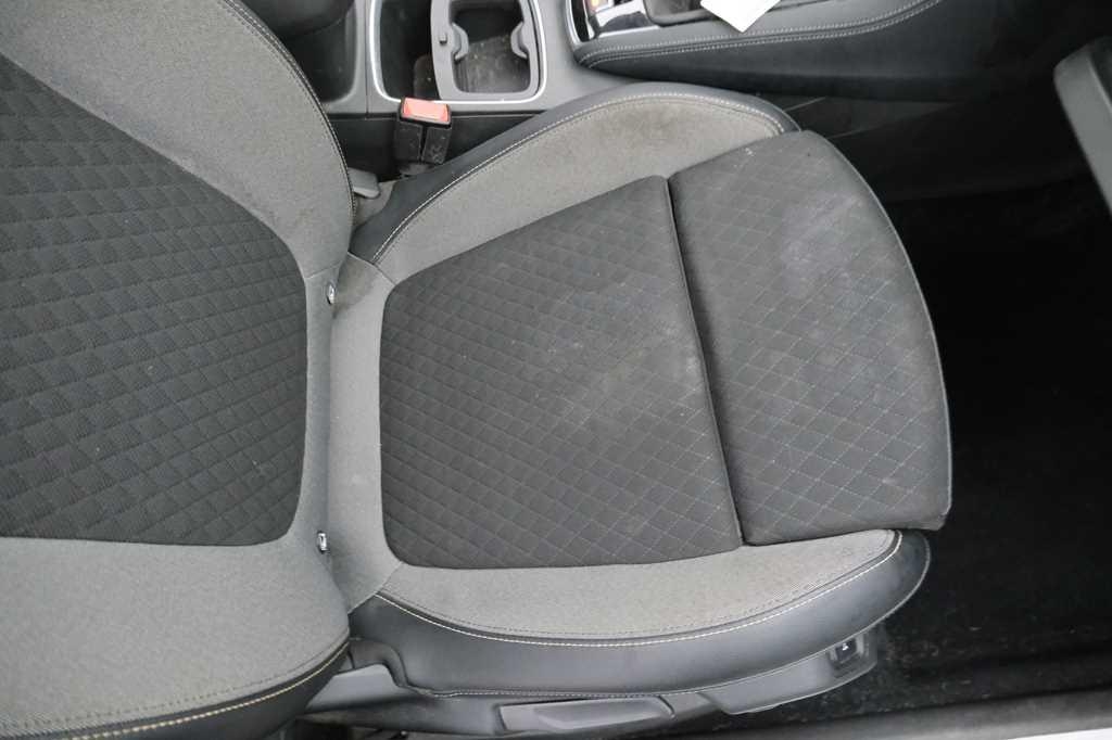 Opel Grandland X 2019 photo 17