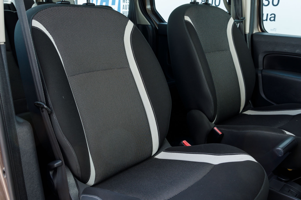 Renault Kangoo пасс. Individual  2013 photo 11