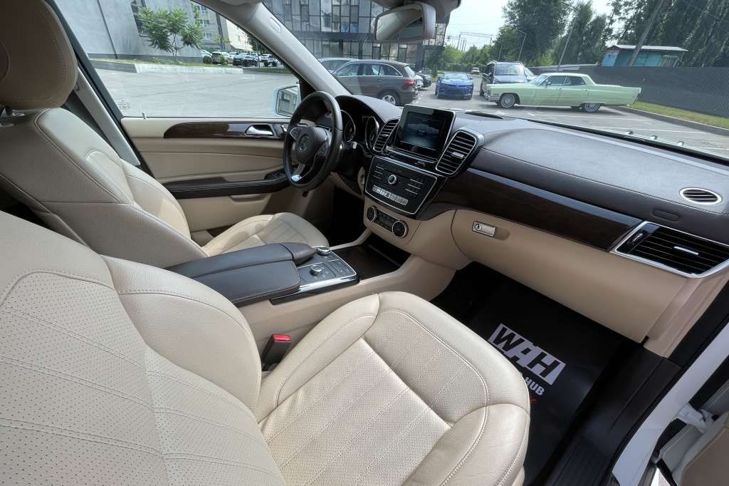 Mercedes-Benz GLS 350 2016 photo 8