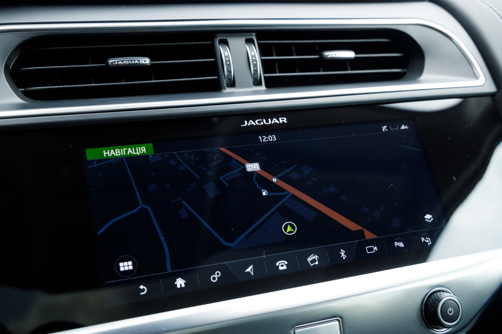 Jaguar I-Pace EV400s First Edition 2019 фото 41