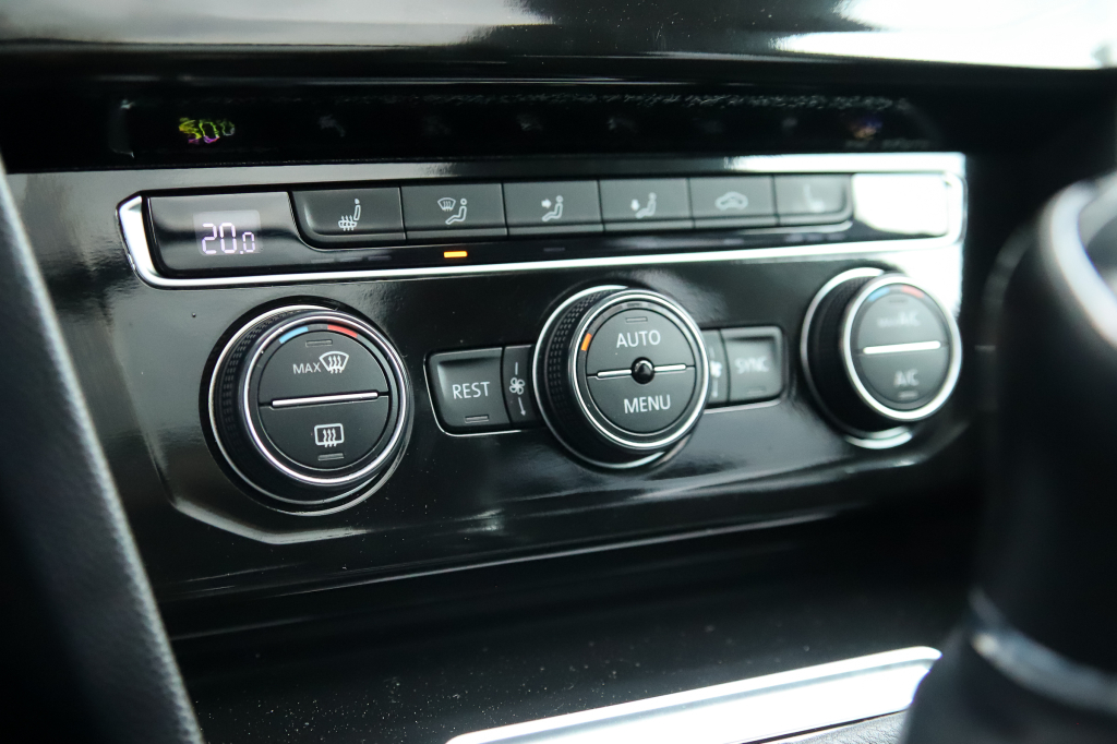 Volkswagen Passat B8 Comfortline 2015 photo 37