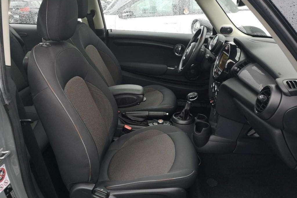 MINI Cooper 2016 photo 2