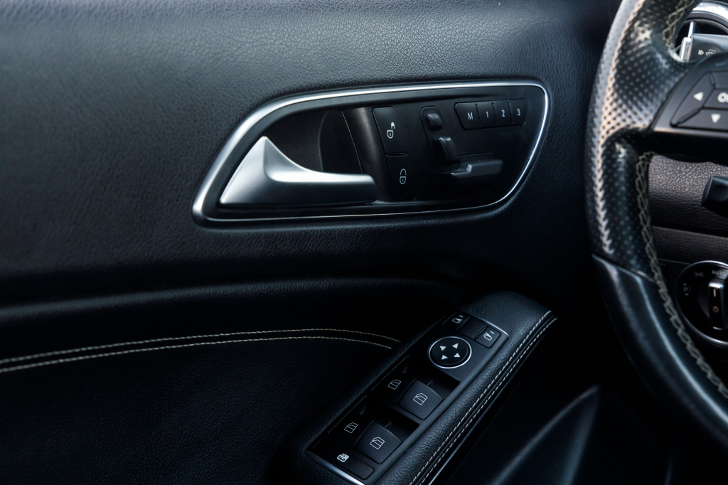 Mercedes-Benz GLA-Class 250 4Matic 2014 photo 15