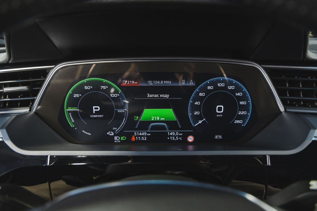 Audi e-tron 2020 photo 20