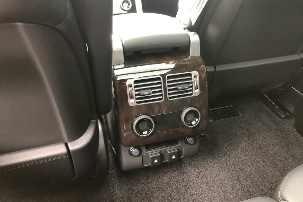 Land Rover Range Rover HSE 2019 фото 11