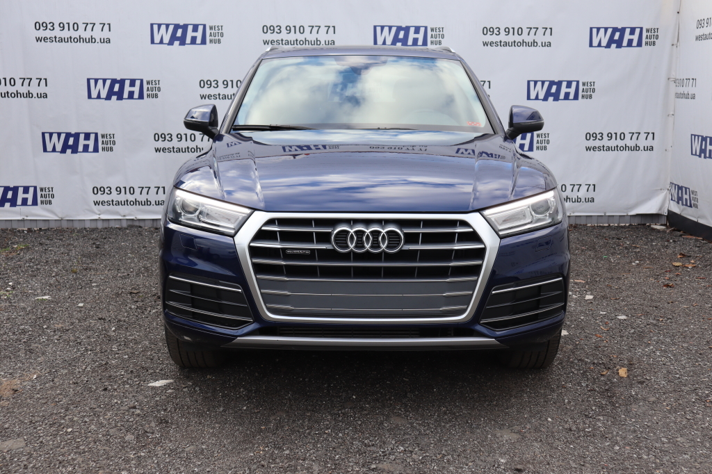 Audi Q5 photo 1