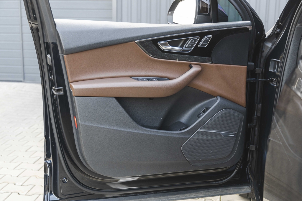 Audi Q7 2016 photo 15