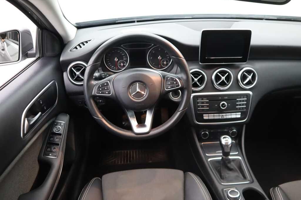 Mercedes-Benz A-Klasse 2017 photo 5