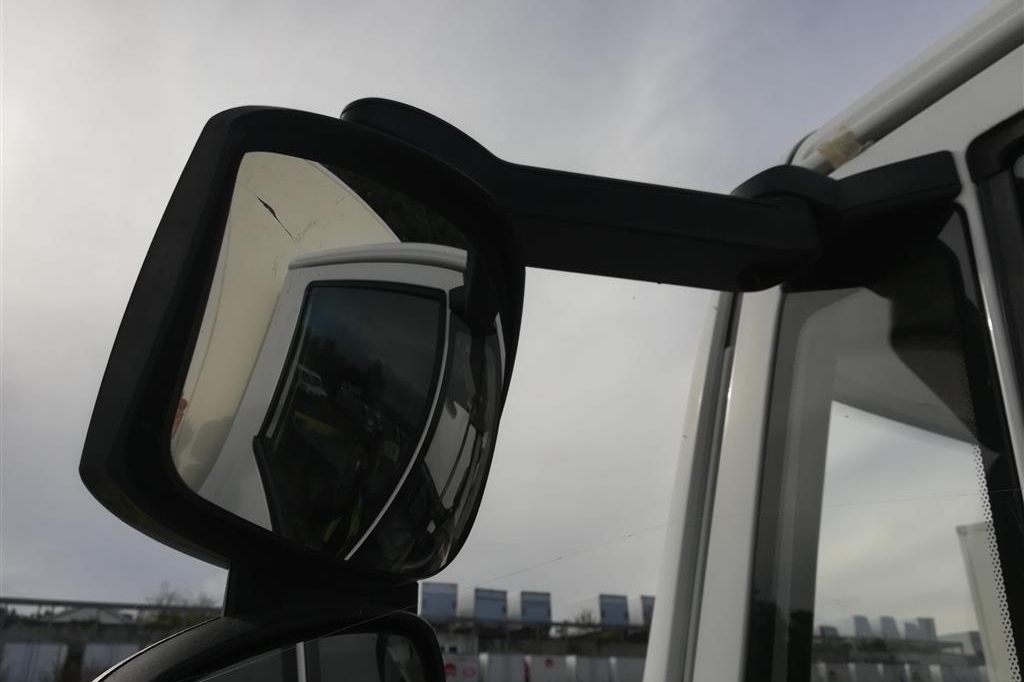 Iveco EuroCargo 2012 фото 54