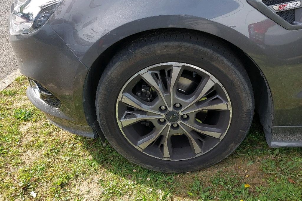 Ford S-Max 2018 photo 24