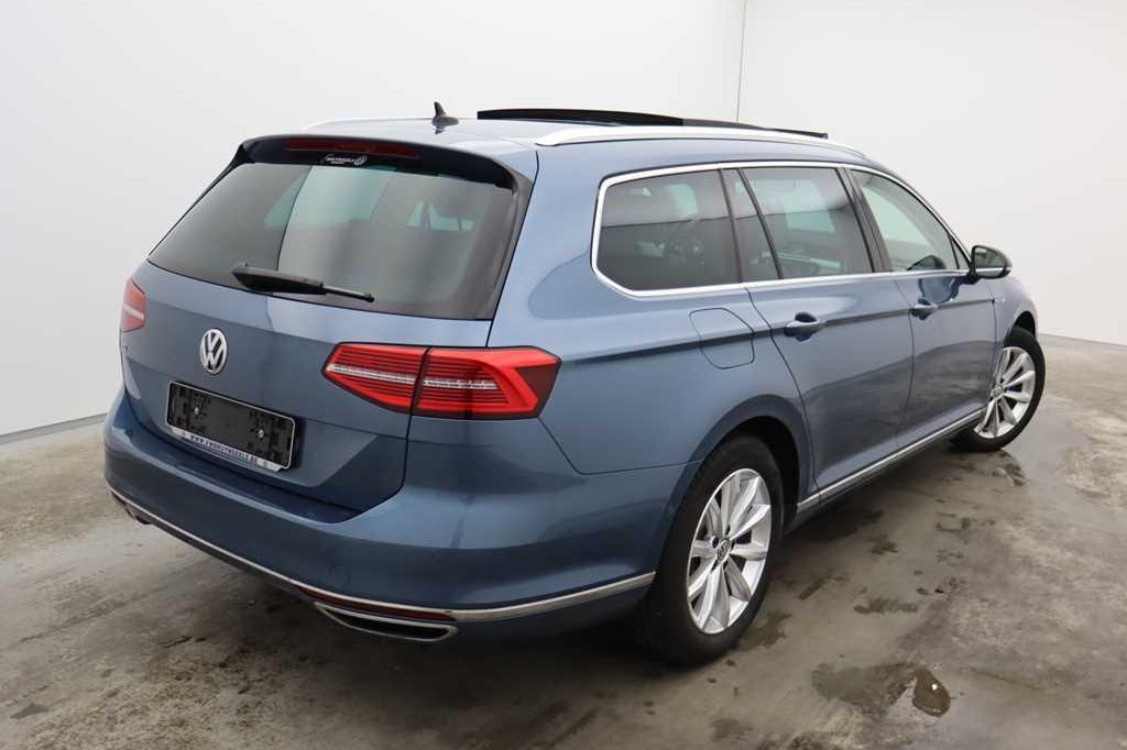 Volkswagen Passat Variant 2017 фото 1