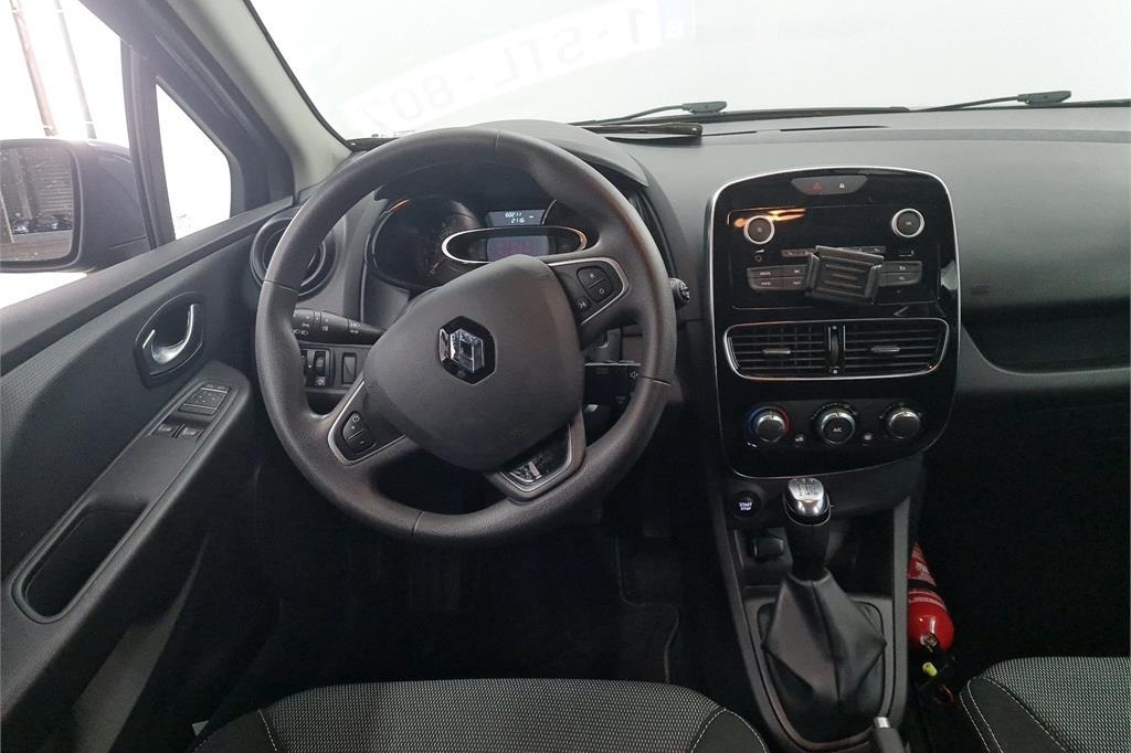 Renault Clio 2017 photo 1