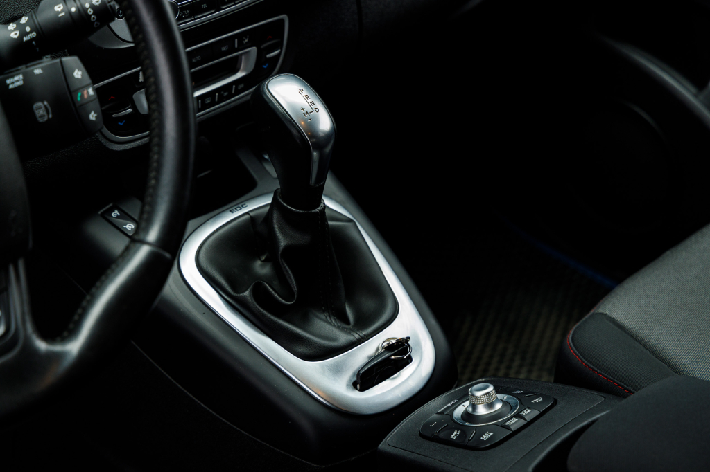 Renault Megane Scenic 2014 photo 26