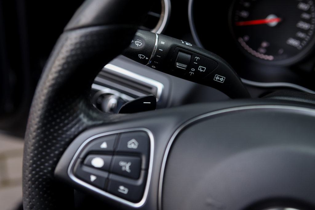 Mercedes-Benz C 200 Avantgarde 2016 photo 44