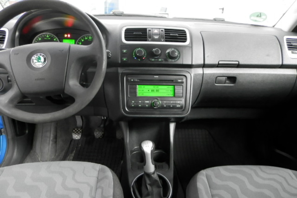 Skoda Roomster TDI 2008 photo 13
