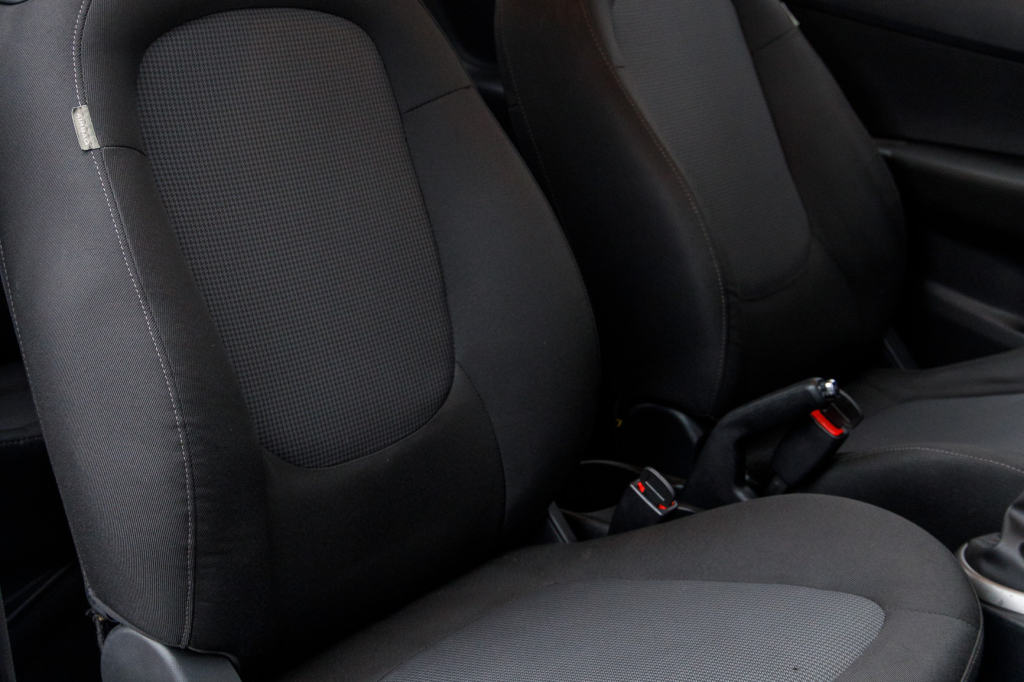 Hyundai i20 фото 17