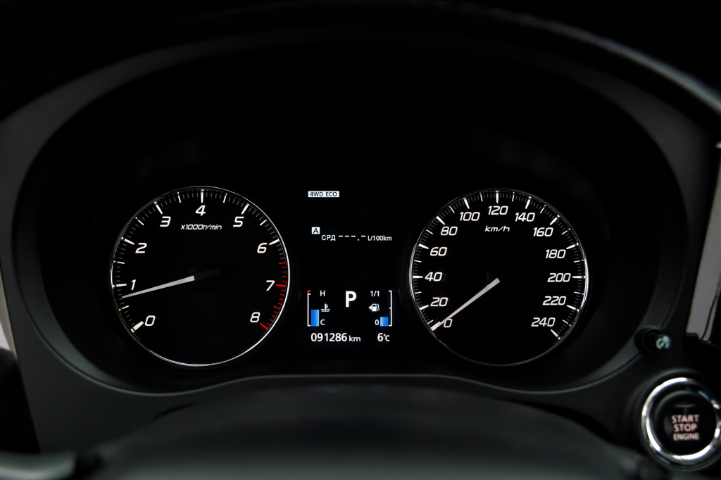 Mitsubishi Outlander 2018 photo 18