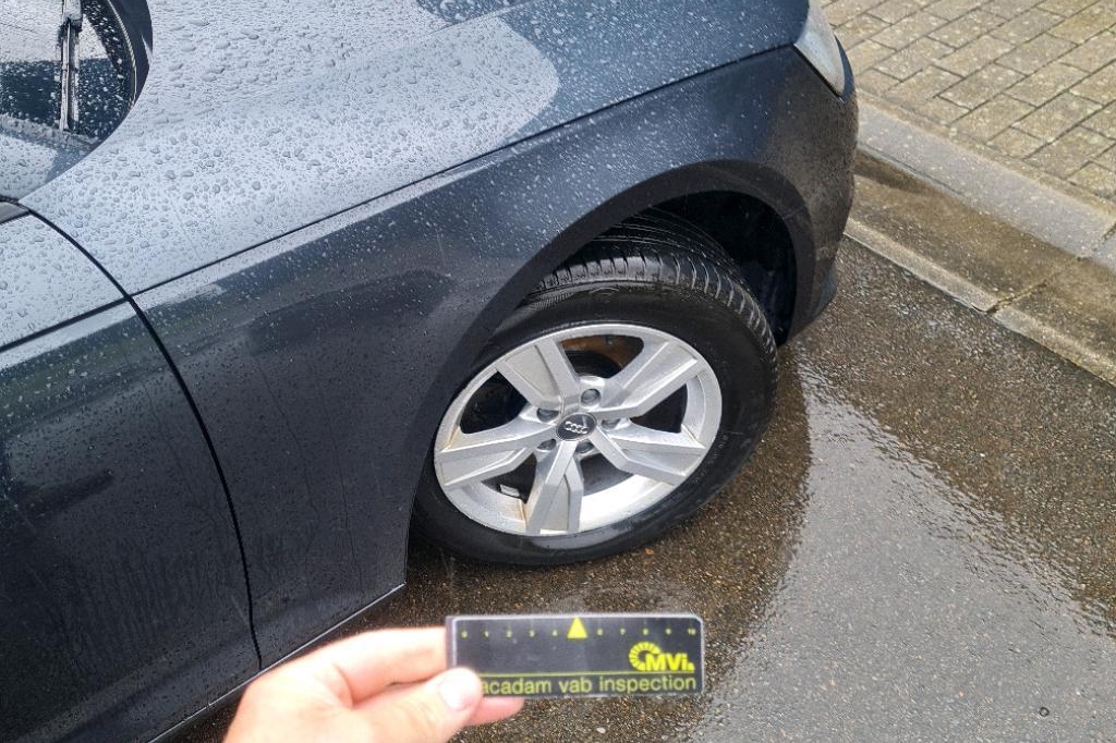 Audi A4 Avant 2017 фото 30