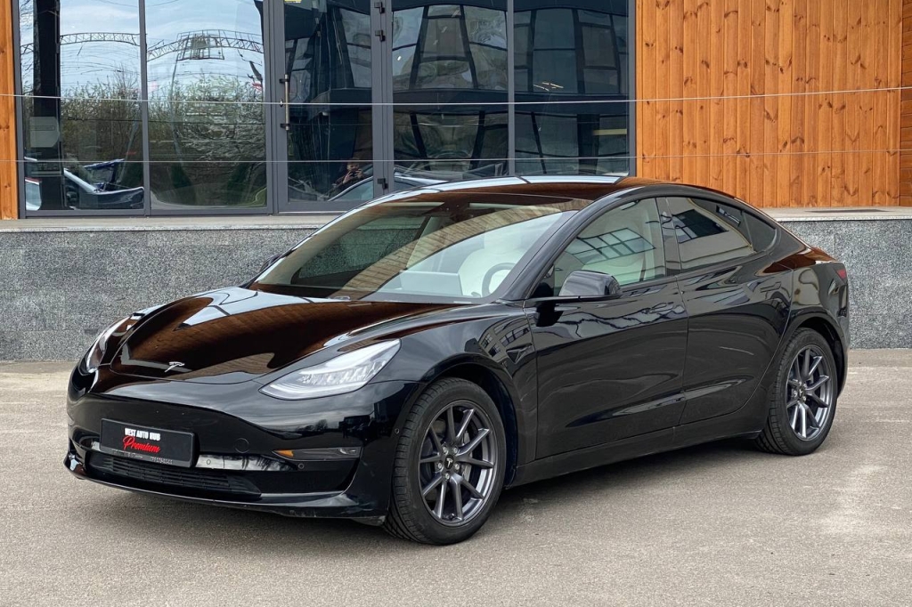 Tesla Model 3 Standart Plus 2021 фото 2