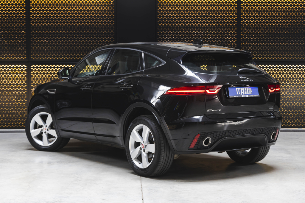 Jaguar E-Pace 2018 фото Jaguar E-Pace 2018 фото 12