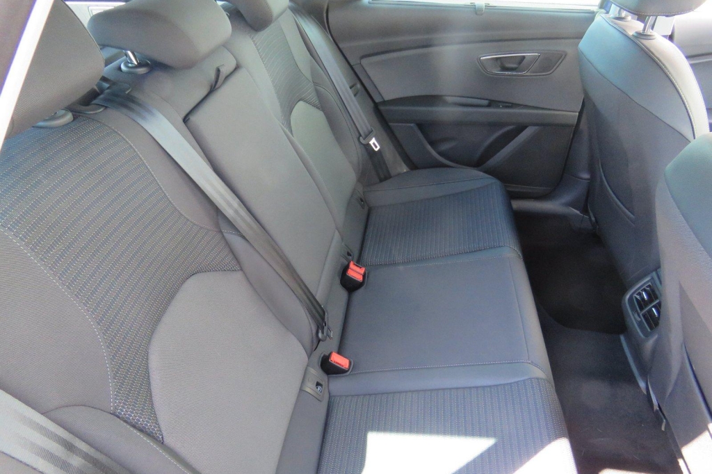 SEAT Leon ST 2020 фото 8