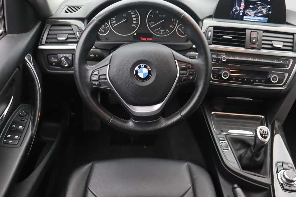 BMW 3er Touring 2015 фото 1