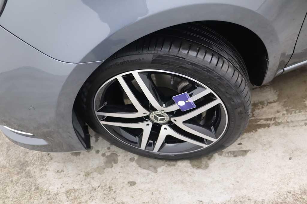 Mercedes-Benz V-Class 2018 фото 11