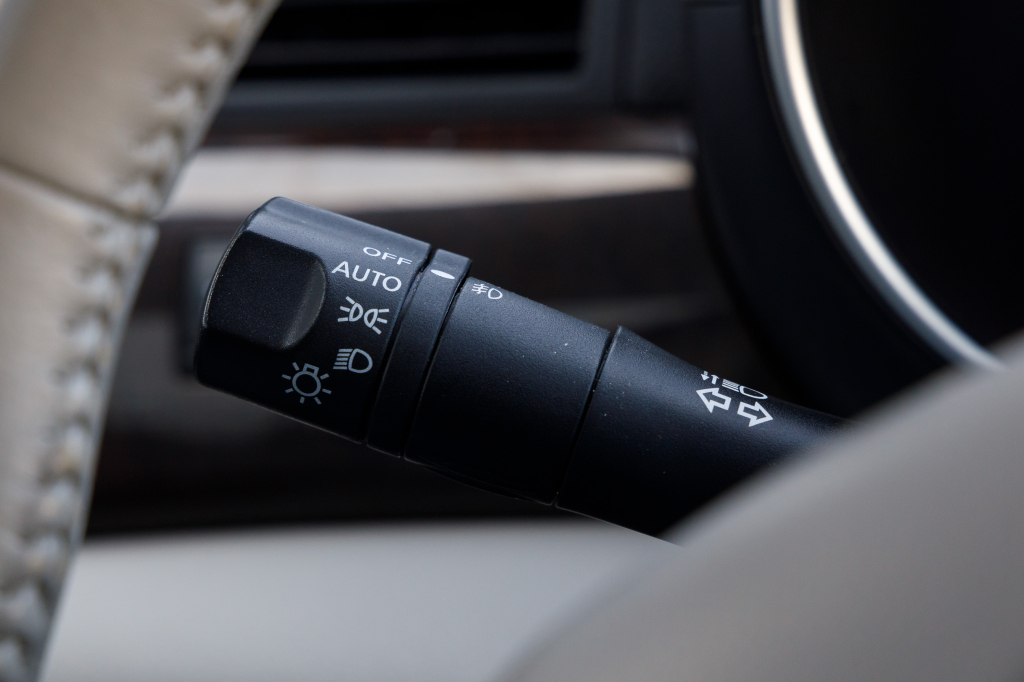 Nissan Quest 2012 фото 32