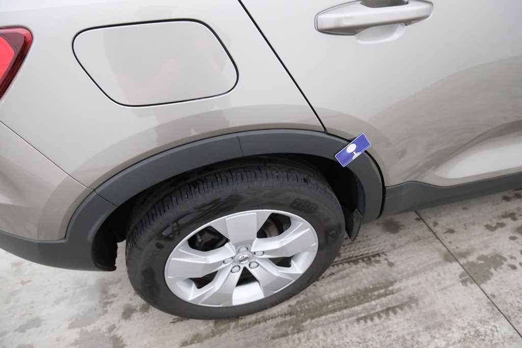 Volvo XC40 2020 фото 7