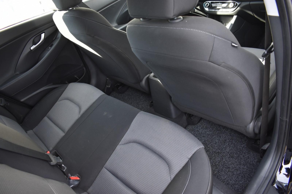 Hyundai i 30 CW 2019 photo 2