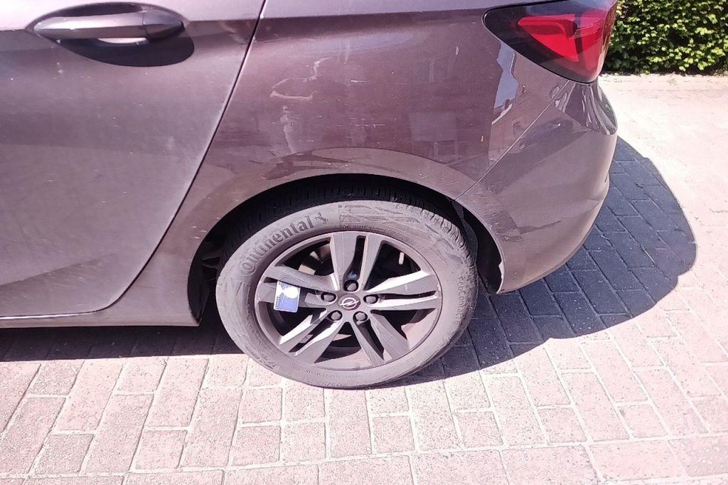 Opel Astra 2019 фото 17